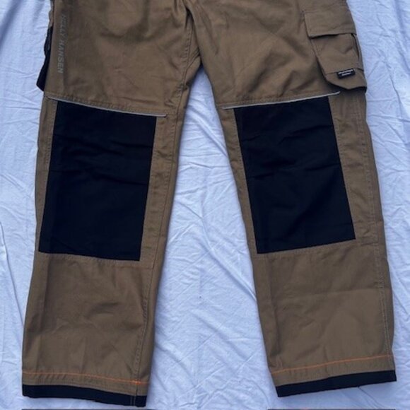 SOLD.  Helly Hansen Chelsea WorkWear Pants - Picture 2 of 5
